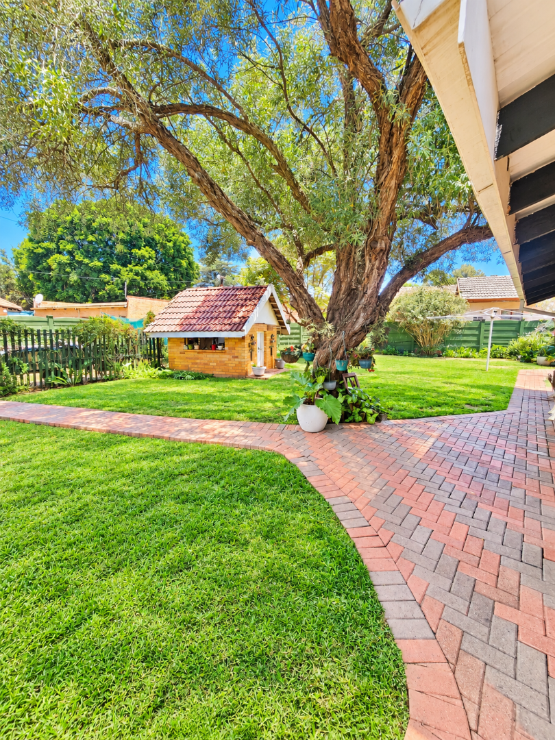 4 Bedroom Property for Sale in Stilfontein Ext 3 North West